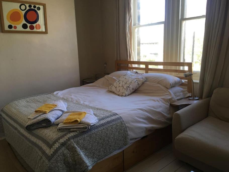 Stylish Two Large Double Bedroom House In Central Harrogate With On Street Parking エクステリア 写真